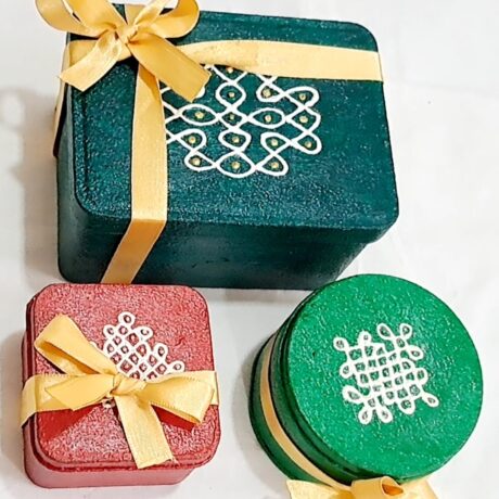 Kolam Tin Box IMG02