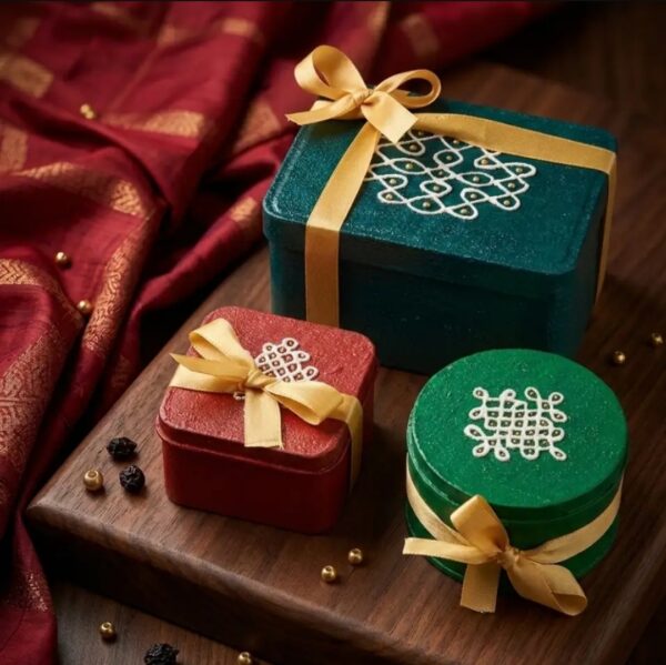 Kolam Tin Box IMG01